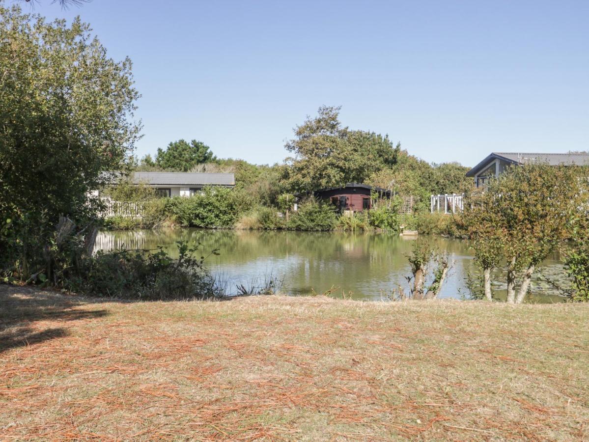 16 Amber Wood Lodge Lymington Exterior foto